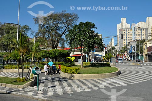  Subject: Cambuci neighborhood - Cambuci square  / Place:  Sao Paulo city - Brazil  / Date: 07/2009  