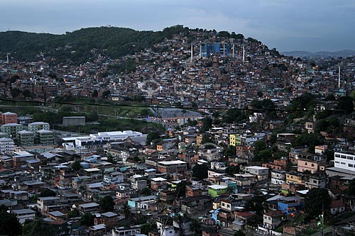  Subject: Sunset in the Complexo do Alemao slum  / Place:  Rio de Janeiro - Brazil  / Date: 12/2010 