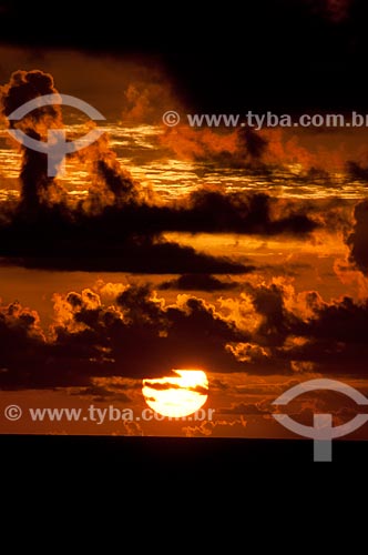  Subject: Sunrise in Pajucara beach  / Place:  Maceio city - Alagoas state - Brazil  / Date: 2011 