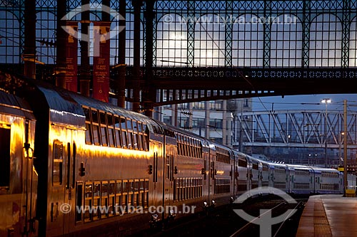  Subject: Gare Saint Lazare train station  / Place:  Paris - France  / Date: 11/2010 