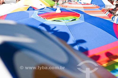  Subject: Beach umbrella at Bombinhas Beach / Place: Bombinhas - Santa Catarina state (SC) - Brazil / Date:  