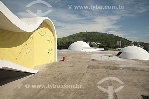  Subject: Head office of the Oscar Nimeyer Foundation in the Caminho Niemeyer - Oscar Niemeyer project  / Place:  Niteroi - Rio de Janeiro state - Brazil  / Date: 02/2007 