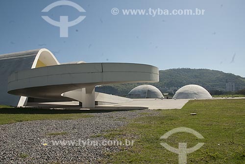  Subject: Head office of the Oscar Nimeyer Foundation in the Caminho Niemeyer - Oscar Niemeyer project  / Place:  Niteroi - Rio de Janeiro state - Brazil  / Date: 07/2008 