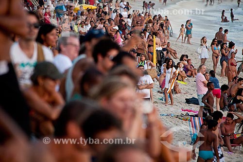  Subject: Bathers at Arpoador beach  / Place:  Ipanema neighborhood - Rio de Janeiro city - Brazil  / Date: 02/2011 