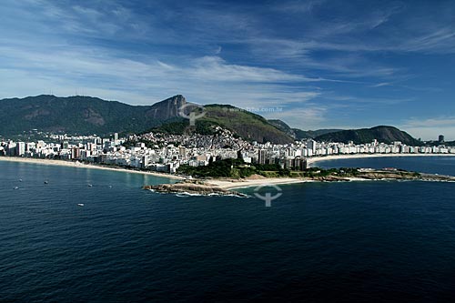  Subject: Aerial view of the neighborhoods of Ipanema and Arpoador, with Copacabana in the background  / Place:  Rio de Janeiro city - Brazil  / Date: 02/2011 