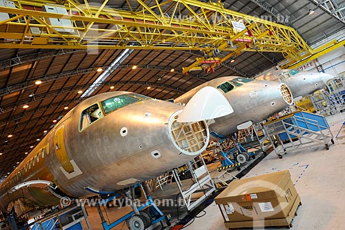  Subject: Aircraft manufacturing in aerospace industry Embraer / Place: Sao Jose dos Campos city - Sao Paulo state (SP) - Brazil / Date: 08/2010 