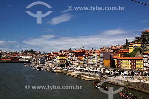  Subject: View of Porto city from of Vila Nova de Gaia city  / Place: Porto - Portugal - Europe / Date: 03/2011 