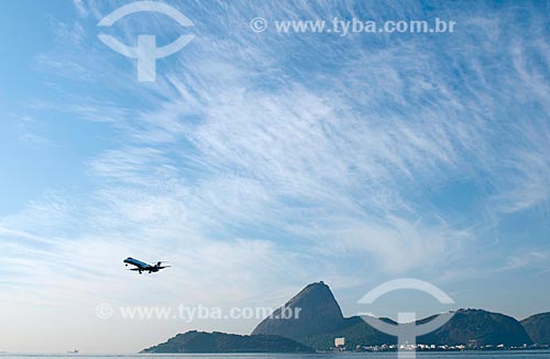  Subject:  Sugar Loaf and airplane / Place: Rio de Janeiro city  -  Rio de Janeiro state  -  Brazil  / Date: 02/2011 