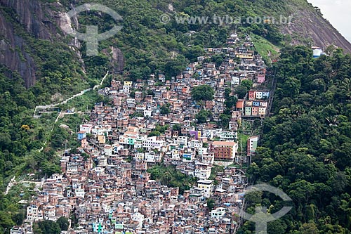  Subject: Aerial view of  Dona Marta hill and the Santa Marta slum / Place: Botafogo neighborhood - Rio de Janeiro city - Rio de Janeiro state (RJ) - Brazil / Date: 03/2011 