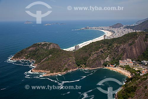  Subject: Aerial view of Praia Vermelha  (Red Beach) with Copacabana Beach in the background / Place: Rio de Janeiro city - Rio de Janeiro state - Brazil / Date: 10/2010 