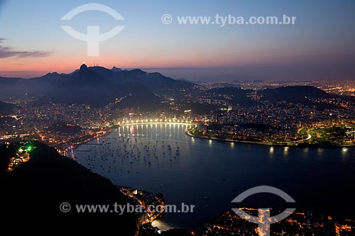  Subject: Botafogo Bay seen from Sugarloaf at sunset - Corcovado in the background / Place: Rio de Janeiro city - Rio de Janeiro state - Brazil / Date: 10/2010 