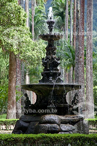 Subject: Fountain of the Muses and Royal palms  in the background / Place: Jardim Botânico neighborhood - Rio de Janeiro city - Rio de Janeiro state (RJ) - Brazil / Date: 03/2011 