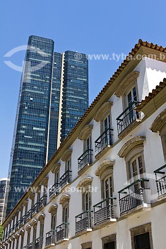  Subject: View of the facade of the Convento do Carmo and Candido Mendes University  building in the background / Place: City center - Rio de Janeiro city - Rio de Janeiro state (RJ) - Brazil / Date: 02/2011 