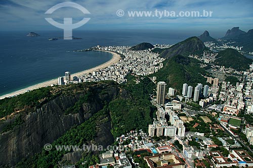  Subject: Aerial view of part of the Urca neighborhood with Copacabana in the background / Place: Rio de Janeiro city - Rio de Janeiro state - Brazil / Date: 02/2011 