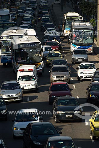  Subject: Traffic at Presidente Vargas Avenue / Place: City center - Rio de Janeiro city - Rio de Janeiro state - Brazil / Date: 11/2009 