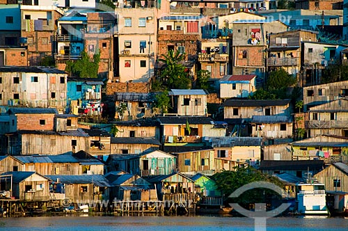  Subject: Stilts on the banks of Igarapé Educandos / Place: Manaus city - Amazonia state (AM) - Brazil / Date: 06/2010  