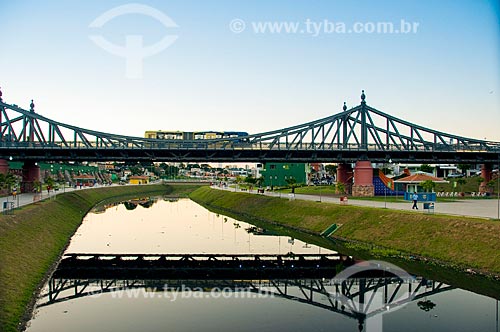  View of the Benjamin Constant Bridge (1895) - also known as metal bridge - Igarape Mestre Chico  - Manaus city - Amazonas state (AM) - Brazil