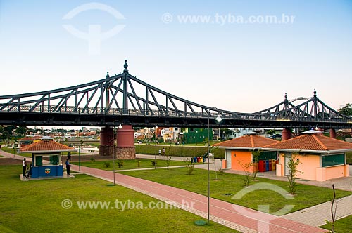  View of the Benjamin Constant Bridge (1895) - also known as metal bridge  - Manaus city - Amazonas state (AM) - Brazil