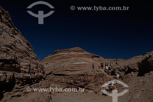 Subject: Tourists at Death Valley (Vale de la Muerte)   / Place: Chile - South America / Date: 01/2011 