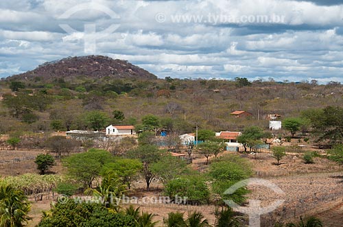  Subject: View of small village in rural area / Place: Custodia city - Pernambuco state (PE) - Brazil / Date: 08/2010  