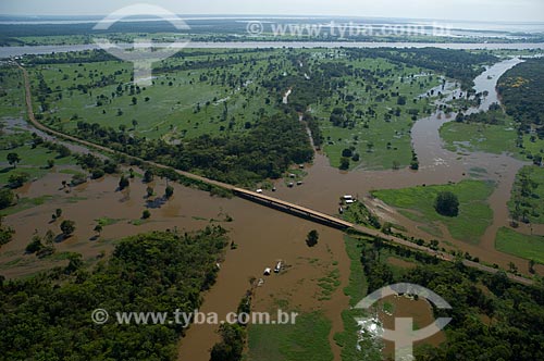  Subject: Aerial view of the BR-174 near the of Careiro Várzea city / Place: Careiro da Varzea city - Amazonas state (AM) - Brazil / Date: 06/2007 