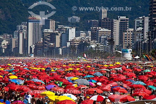  Subject: Bathers on the Ipanema Beach / Place: Ipanema neighborhood - Rio de Janeiro city - Rio de Janeiro state (RJ) - Brazil / Date: 04/2011 