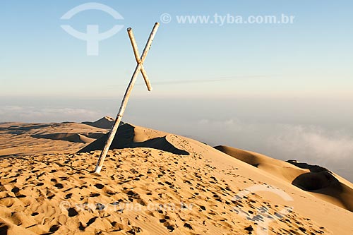  Subject: Cross on the top of Cerro Toro Mata / Place: Acari - Department of Arequipa - Peru - South America / Date: 22/05/2011 