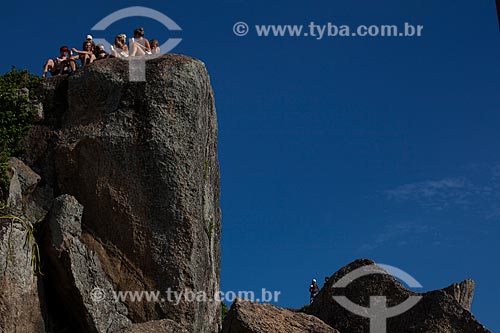  Subject: Tourists in stone of Arpoador / Place: Ipanema neighborhood - Rio de Janeiro city - Rio de Janeiro state (RJ) - Brazil / Date: 02/2011  