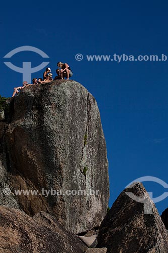  Subject: Tourists in stone of Arpoador / Place: Ipanema neighborhood - Rio de Janeiro city - Rio de Janeiro state (RJ) - Brazil / Date: 02/2011  