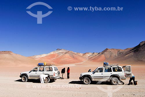  Subject: Mountain of seven colors - The patk to the Salar de Uyuni / Place: Bolivia - South America / Date: 01/2011 