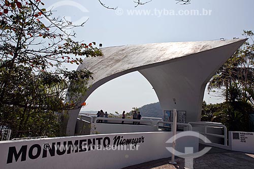  Subject: Monument of 500 years of Brazil - Designed by Oscar Niemeyer in Porchat Island / Place: Sao Vicente city - Sao Paulo state (SP) - Brazil / Date: 08/2011  