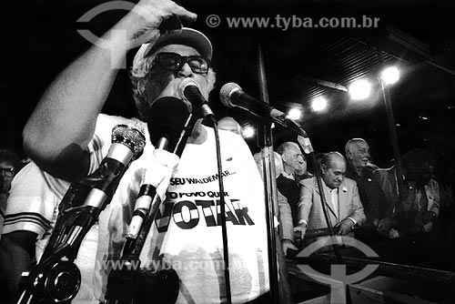  Subject: Abelardo Barbosa (better known as Chacrinha) at the Comicio das Diretas in front of Nossa Senhora da Candelaria Church / Place: Rio de Janeiro city - Rio de Janeiro state (RJ) - Brazil / Date: 04/1984 