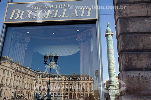  Subject: Shop window of Place Vendome  / Place: Paris city - France - Europe / Date: 08/2011 