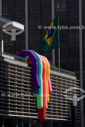  Subject: Paulista Avenue building decorated for the Gay Parade / Place: Sao Paulo city - Sao Paulo state (SP) - Brazil / Date: 06/2011 