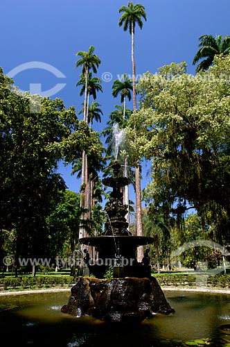  Subject: Fountain of the Muses and Royal palms  in the background in the Botanical Garden / Place: Jardim Botanico neighborhood - Rio de Janeiro city - Rio de Janeiro state (RJ) - Brazil / Date: 09/2006 