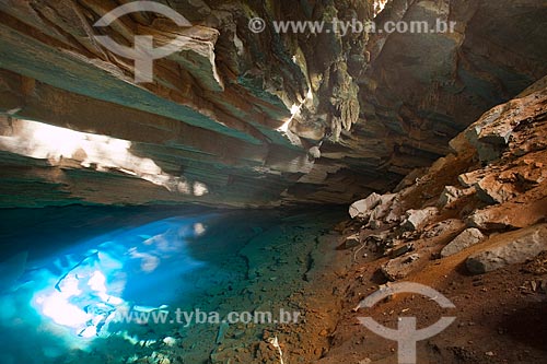  Subject: Poço Azul in Chapada Diamantina / Place: Iraquara city - Bahia state (BA) - Brazil / Date: 07/2011 