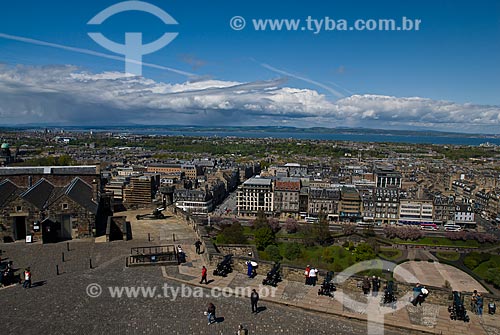  Subject: Overview of the city the from Edinburgh Castle / Place: Edinburgh - Scotland - Europe / Date: 05/2010 