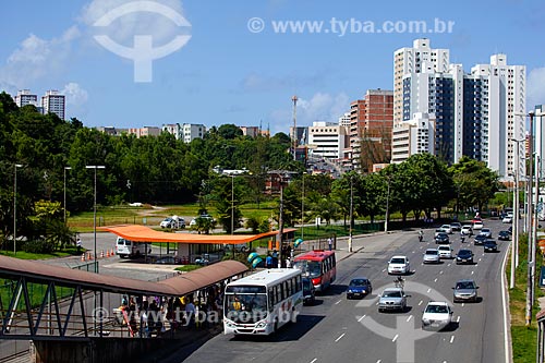  Subject: Bus stop on Tancredo Neves avenue / Place: Caminho das Arvores neighborhood - Salvador city - Bahia state (BA) - Brazil / Date: 07/2011 
