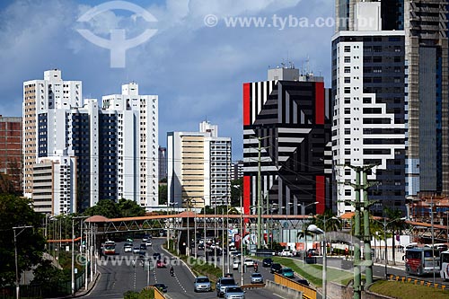  Subject: Modern buildings on Tancredo Neves Avenue / Place: Caminho das Arvores neighborhood - Salvador city - Bahia state (BA) - Brazil / Date: 07/2011 