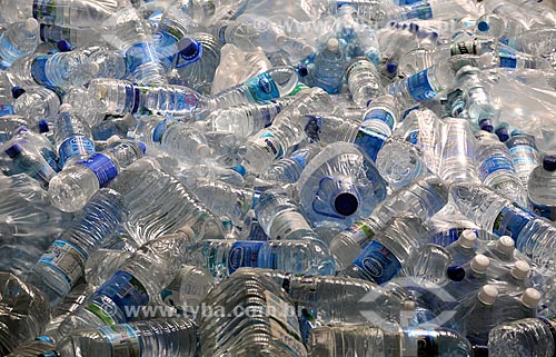  Subject: Plastic bottles of water / Place: Rio de Janeiro city - Rio de Janeiro state (RJ) - Brazil / Date: 01/2011 