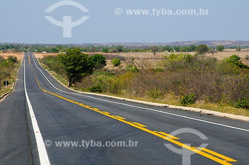  Subject: Santos Dumont Highway - BR-116 / Place: Jati city - Ceara state (CE) - Brazil / Date: 10/2011 