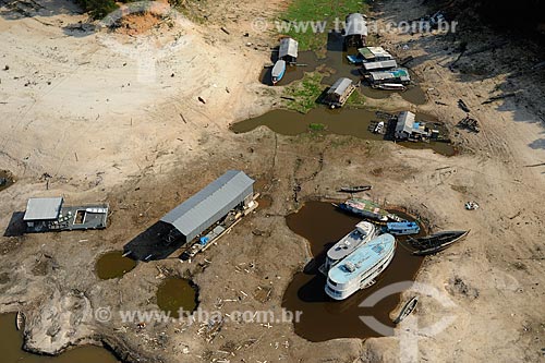  Subject: View of Marina of Davi - biggest drought registered / Place: Manaus city - Amazonas state (AM) - Brazil / Date: 11/2010 