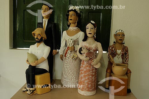  Subject: Clay dolls of store the Association of Artisans - Sculpture in ceramic / Place: Santana do Araçuaí district - Ponto dos Volantes city - Minas Gerais state (MG) - Brazil / Date: 11/2011 