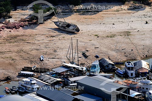  Subject: View of Marina of Davi - biggest drought registered / Place: Manaus city - Amazonas state (AM) - Brazil / Date: 11/2010 