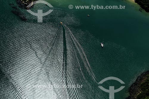  Subject: Vessels in the Ilha Grande Bay / Place: Ilha Grande District - Angra dos Reis city - Rio de Janeiro state (RJ) - Brazil / Date: 01/2012 