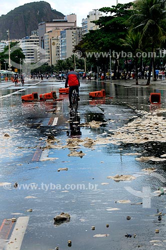  Subject: View of Atlantica Avenue being flooded due to undertow of the sea / Place: Copacabana neighborhood - Rio de Janeiro city - Rio de Janeiro state (RJ) - Brazil / Date: 05/2011 