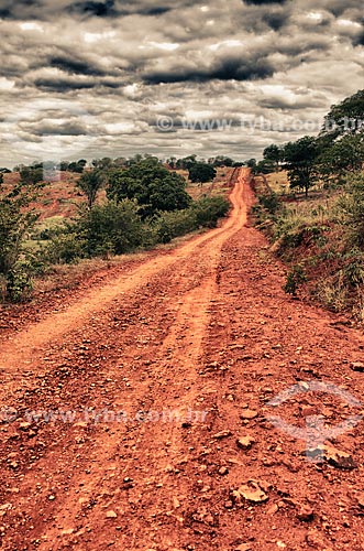  Subject: Dirt road to Igatu / Place: Andarai city - Bahia state (BA) - Brazil / Date: 01/2012 