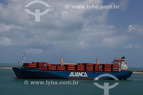  Subject: Ship in the port of Mucuripe / Place: Fortaleza city - Ceara state (CE) - Brazil / Date: 12/2011 