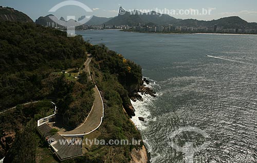  Subject: Aerial view of the Guanabara Bay with mountains of Rio in the background / Place: Rio de Janeiro city - Rio de Janeiro state (RJ) - Brazil / Date: 09/2011 