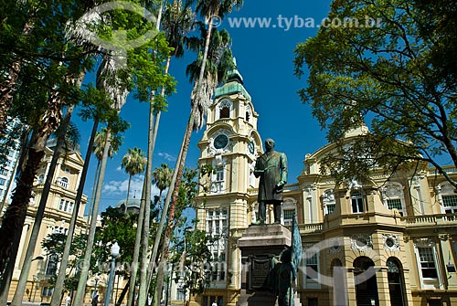  Subject: Monument to Baron of Rio Branco and Rio Grande do Sul Memorial - Old building of Posts and Telegraphs / Place: Porto Alegre city - Rio Grande do Sul state (RS) - Brazil / Date: 12/2011 